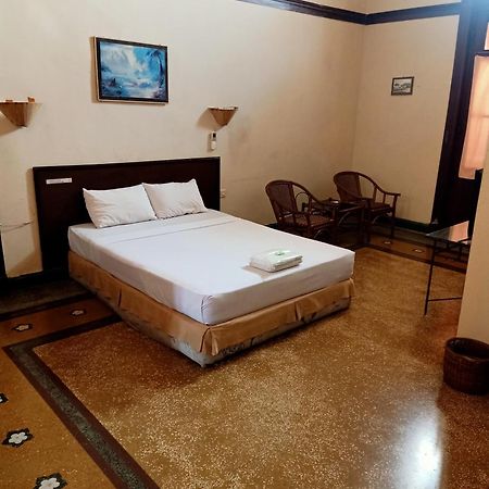 Hotel Niagara Lawang Bagian luar foto